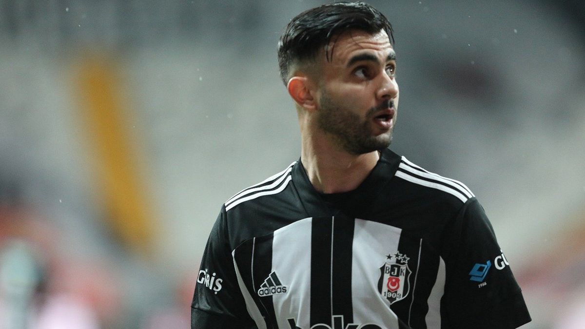 Ahmet Nur Çebi Ghezzal'ın Menajerine Rest Çekti!