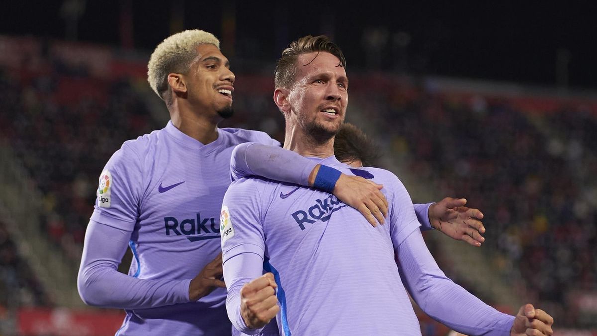 Beşiktaş ve Fenerbahçe'nin Transfer Etmek İstediği Luuk De Jong Hakkında Barcelona'dan Açıklama Geldi!