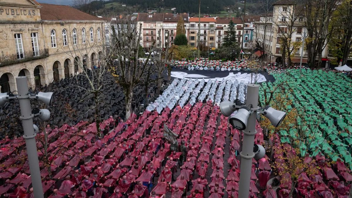 İspanya'dan Filistin'e insan mozaikli destek
