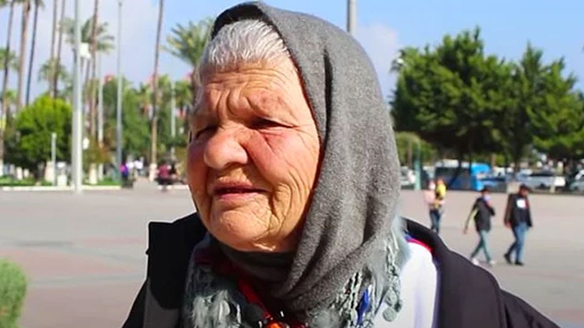 Mersin'de çocukken abisi ve dayısı tarafından geneleve satılan Cimcime Anne'nin hayat hikayesi