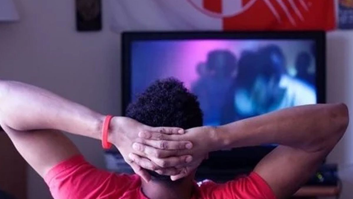 Oruçluyken cinsel içerikli film izlemek orucu bozar mı?
