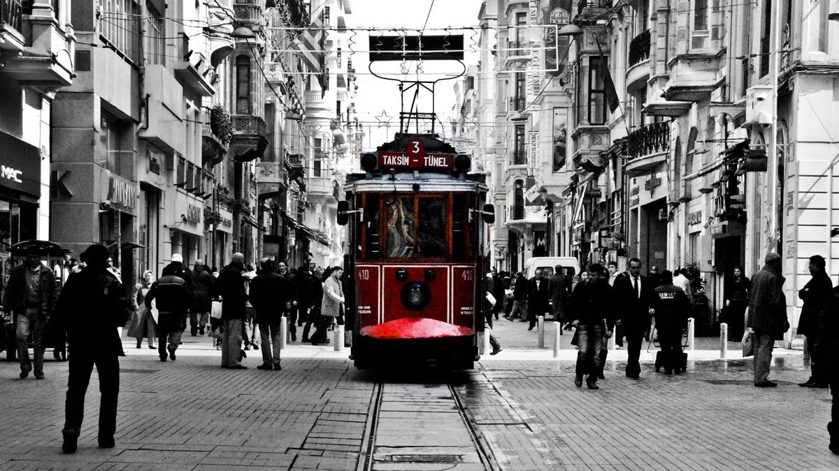 Türkiye'nin Nüfus Haritası Yenilendi: En Yaşlı Bölge Marmara