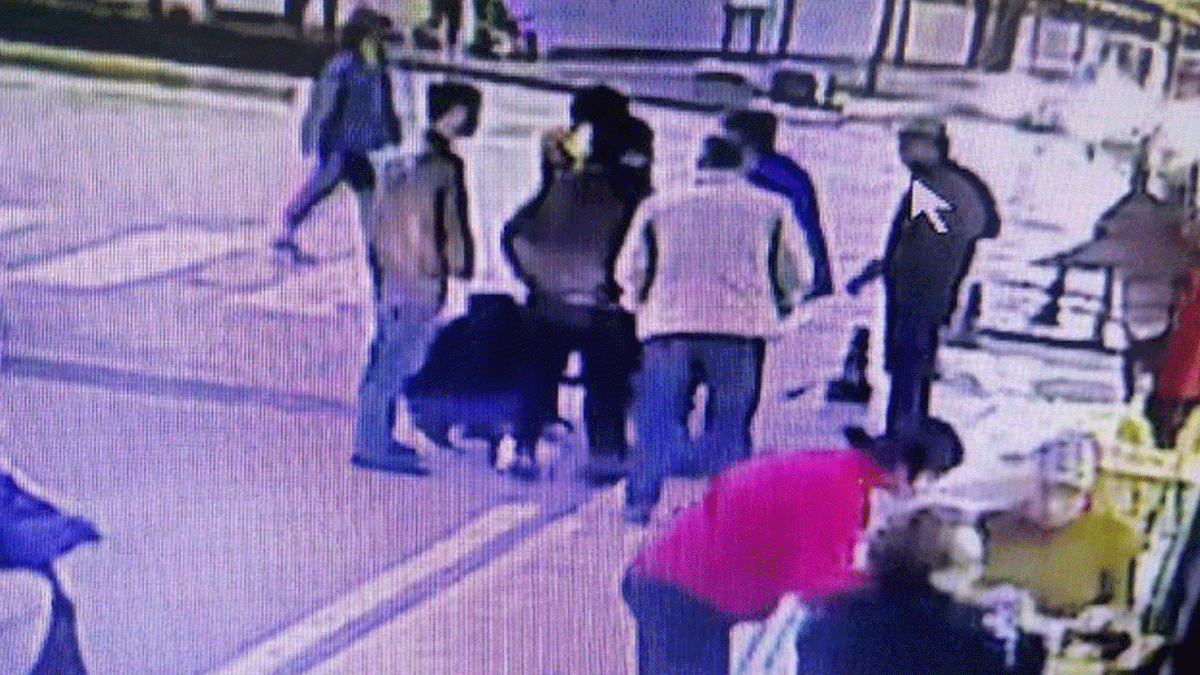 Antalya'da Motosiklet Çarpması Sonucu Metrelerce Sürüklenen Vatandaş, Tavuğunun Derdine Düştü!