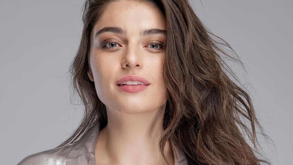 Ayça Ayşin Turan'ın Kaçamak Aşk Yanıtları