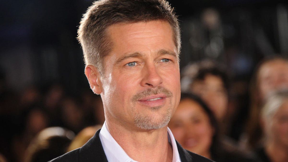 Brad Pitt Tekerlekli Sandalyeye Düştü!