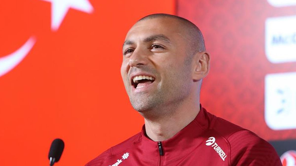 Burak Yılmaz, Portekiz'e laf olsun diye gelmedik turu geçmek istiyoruz dedi