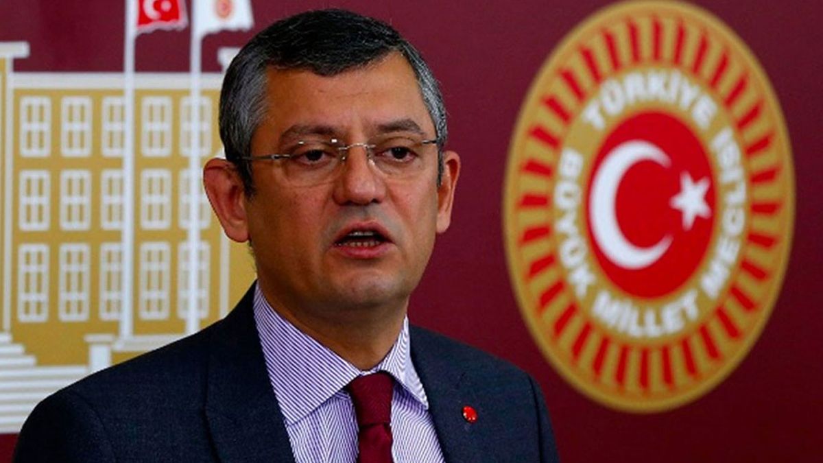 CHP’li Özgür Özel Halk TV canlı yayınında rezil oldu! Canlı yayına bağlanan Türk vatandaşı gerçekleri aktardı...