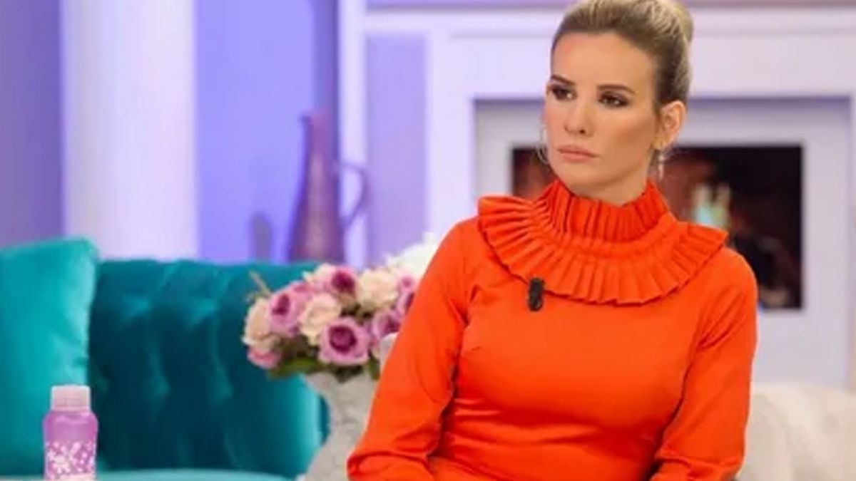 Esra Erol'un canlı yayınında rezalet