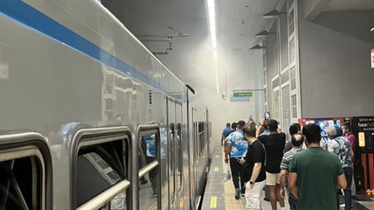 İstanbul Kirazlı metrosunda yangın