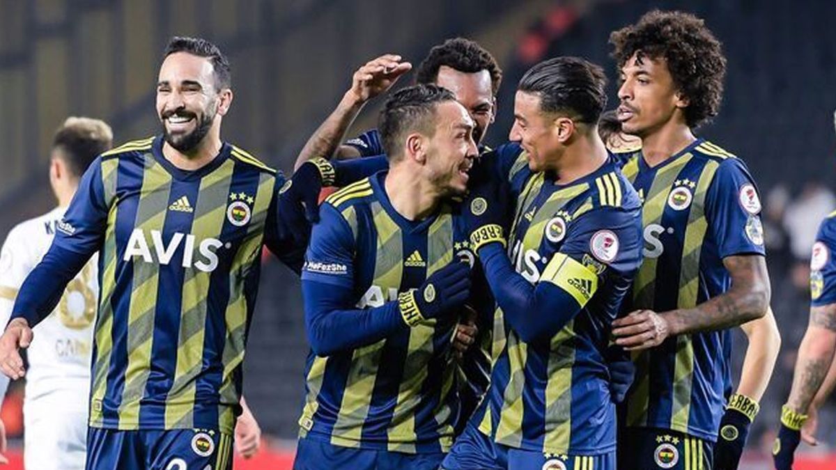 Mevlüt Erdinç, Fransa 4. Lig ekibi Racing Besançon'a transfer oldu! Tecrübeli oyuncunun kararı yoğun ilgi çekti