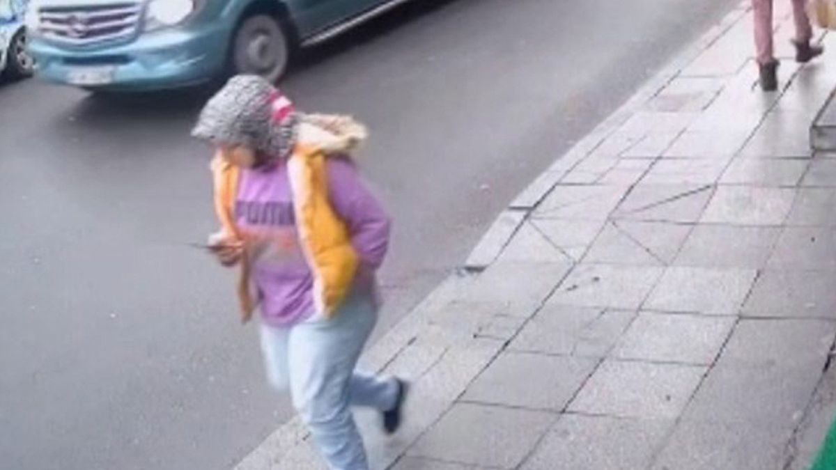 Sarıyer'de korkunç ihmal! Cep telefonuna baktığı sırada otomobil çarptı