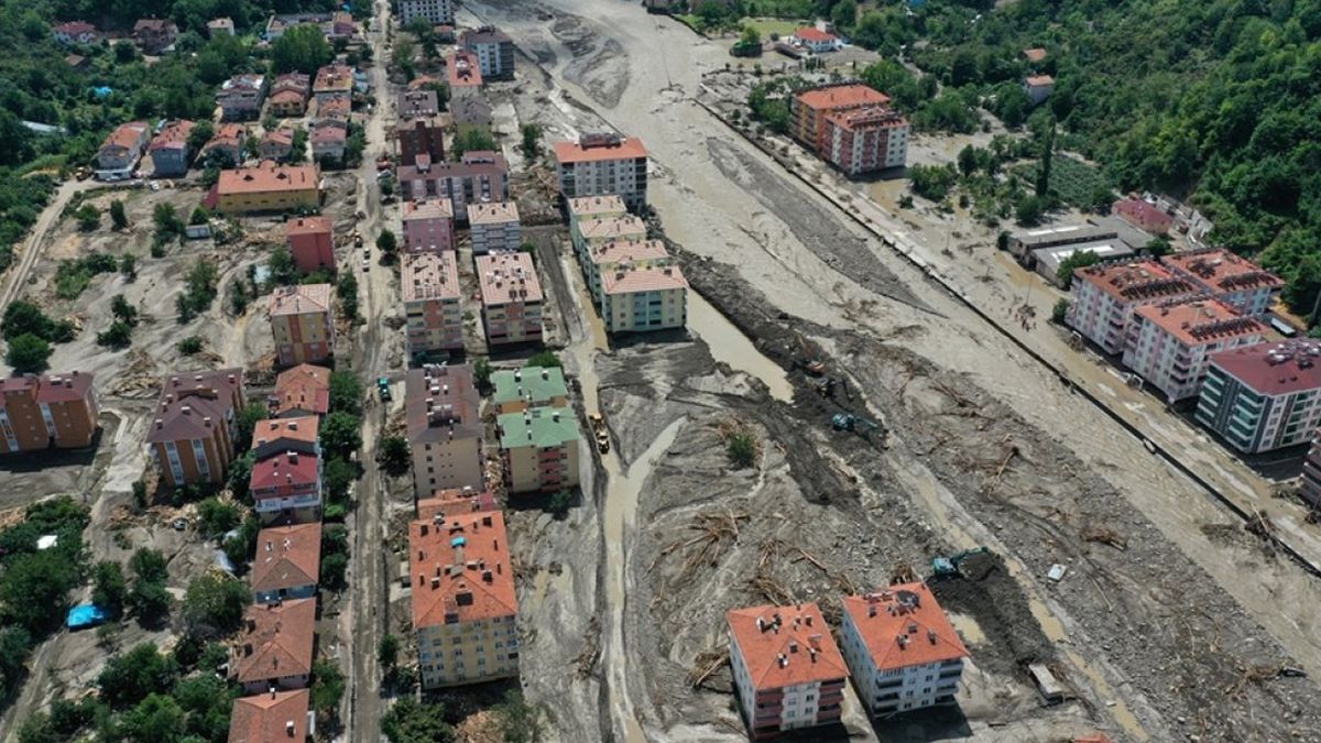 Selin Acı Bilançosu Havadan Görüntülendi