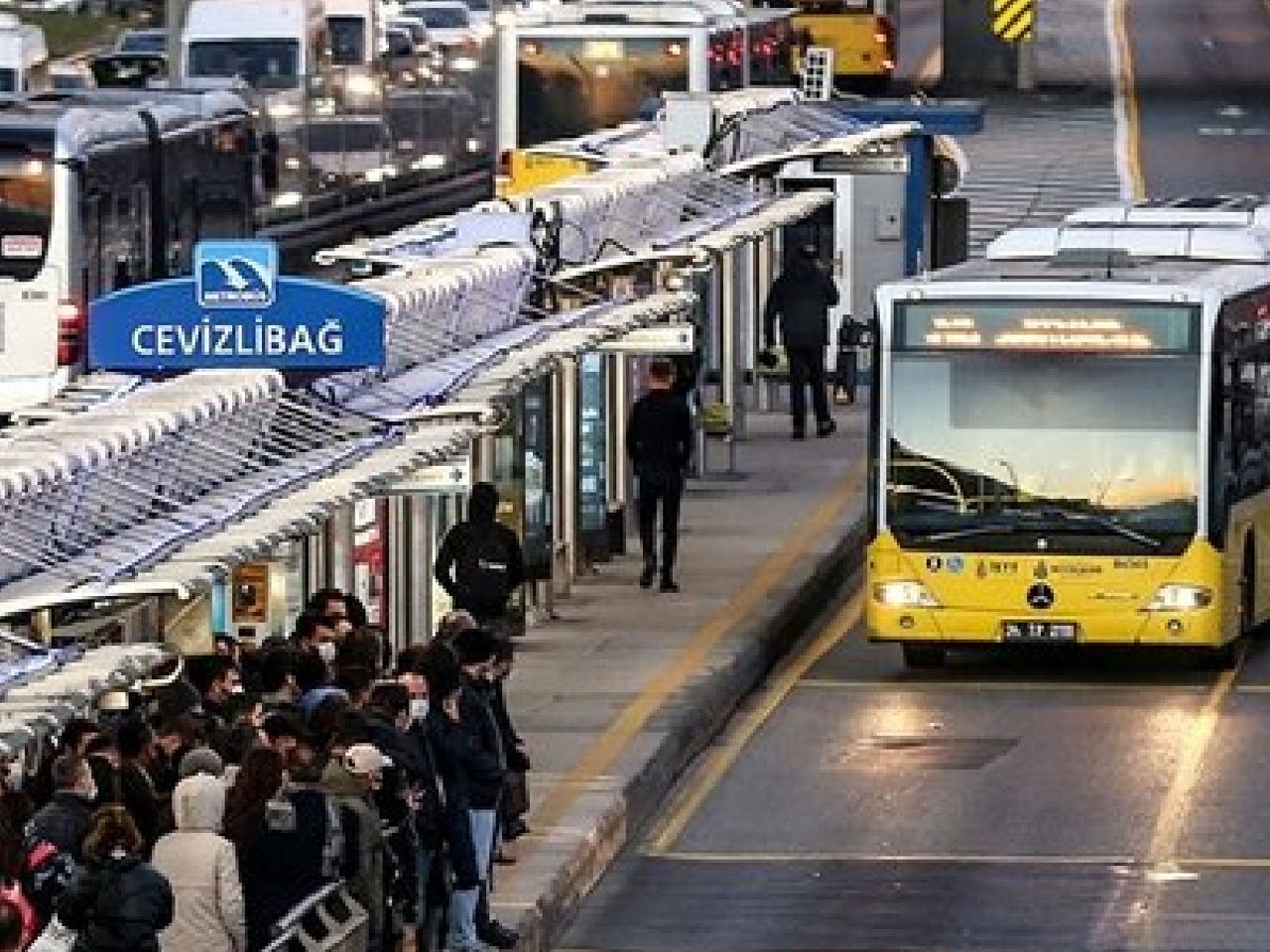 18 Mart Otobüs, metro, metrobüs, tramvay çalışıyor mu? 18 Mart Otobüs, metro, metrobüs, tramvay çalışıyor mu?
