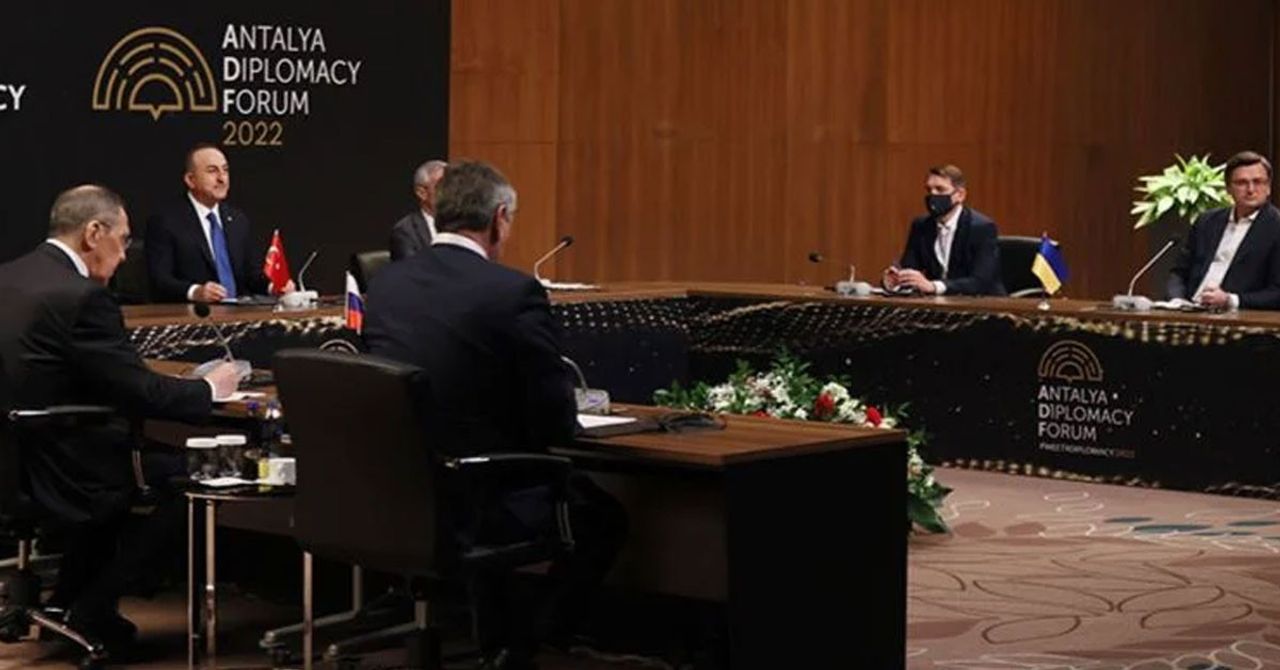 Rusya ve Ukrayna kritik zirve Rusya ve Ukrayna kritik zirve