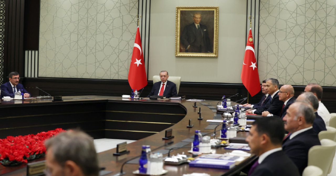 2 ay sonra yeniden toplanıyor: MGK’nın gündeminde Suriye ile normalleşme var 2 ay sonra yeniden toplanıyor: MGK’nın gündeminde Suriye ile normalleşme var