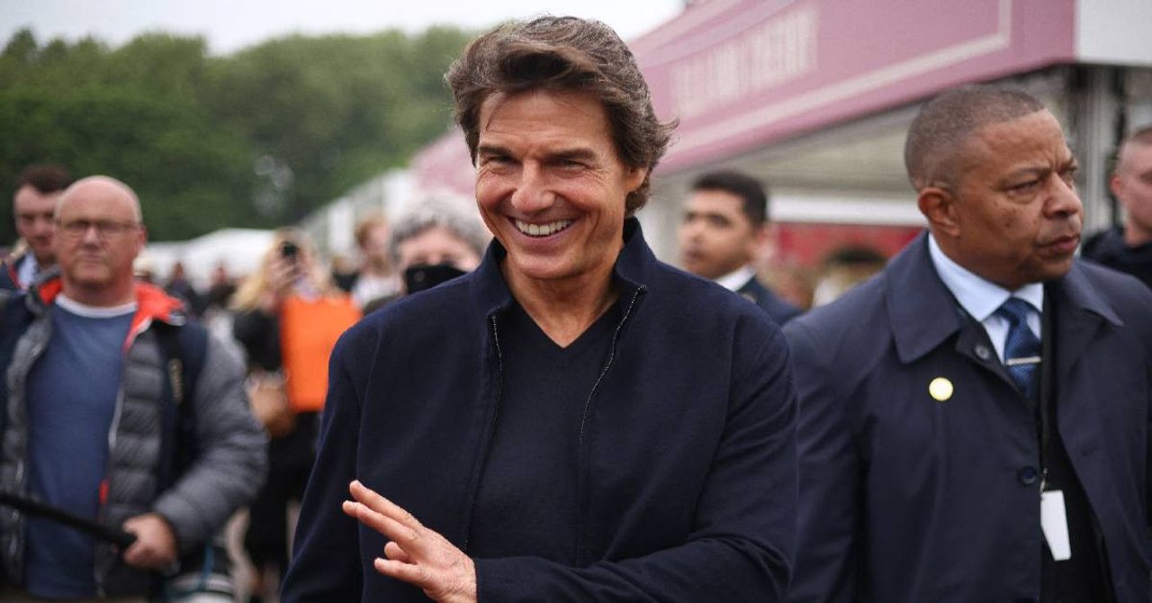 2. Elizabeth Tom Cruise-1