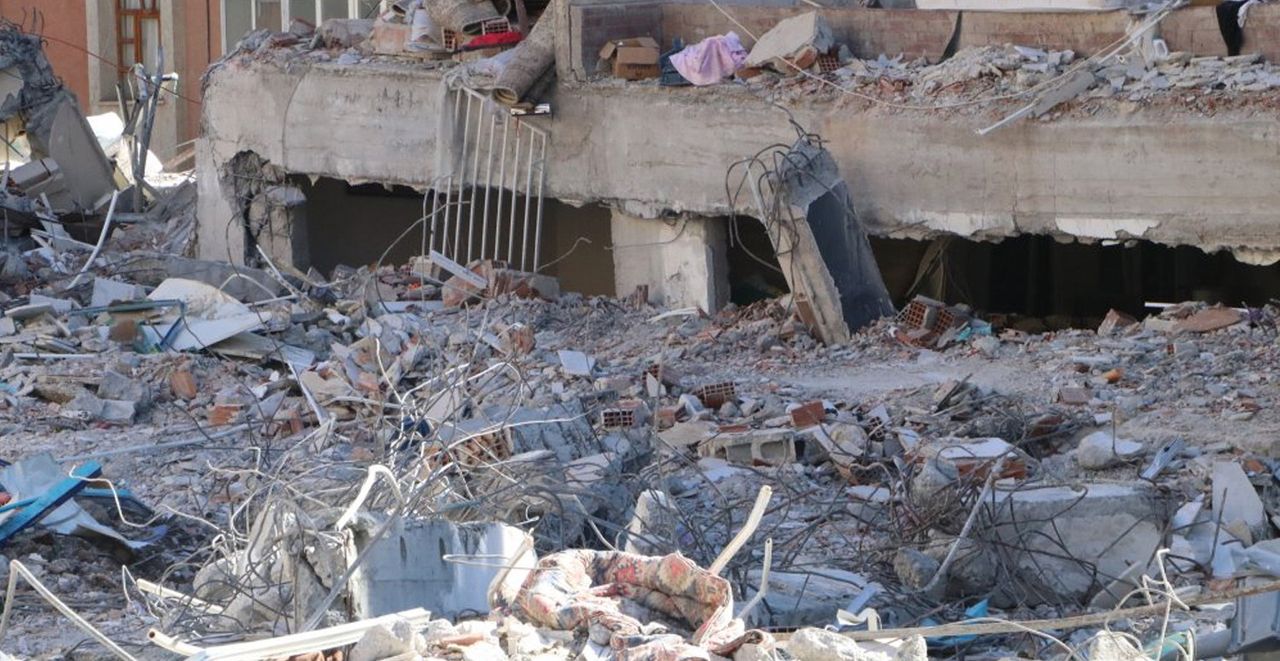 28 şüpheli tutuklandı 28 şüpheli tutuklandı