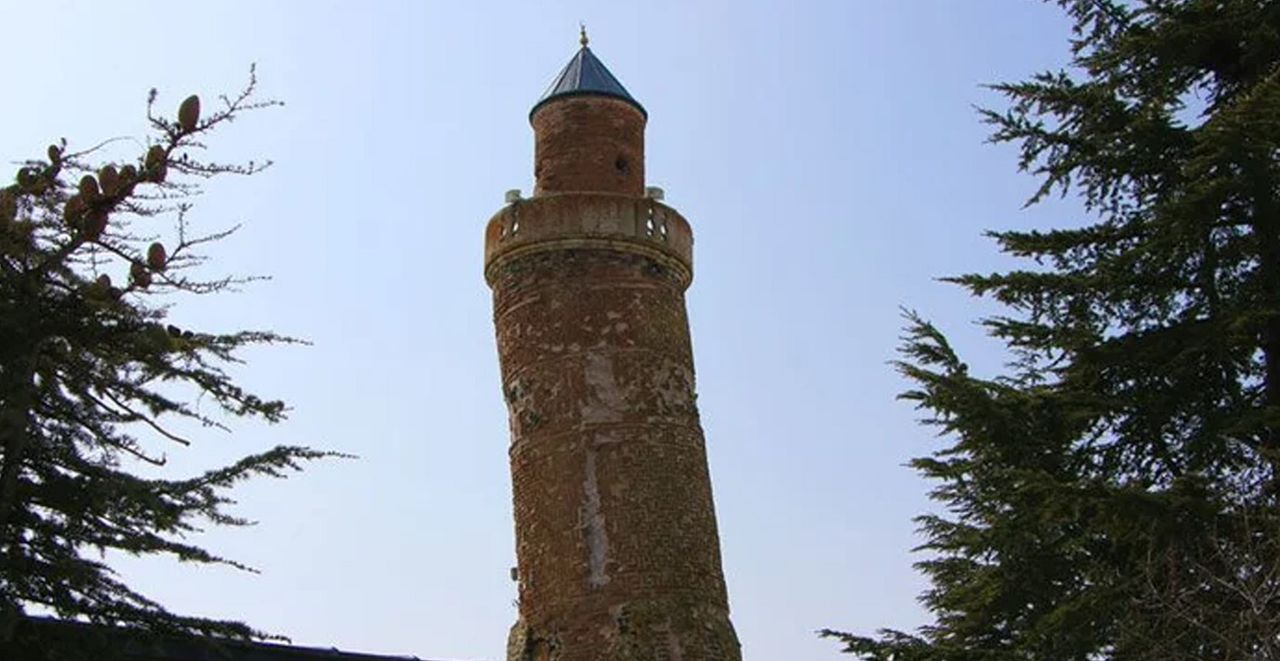 3,5 ile 7 arası bir acı değişime rağmen halen ayakta