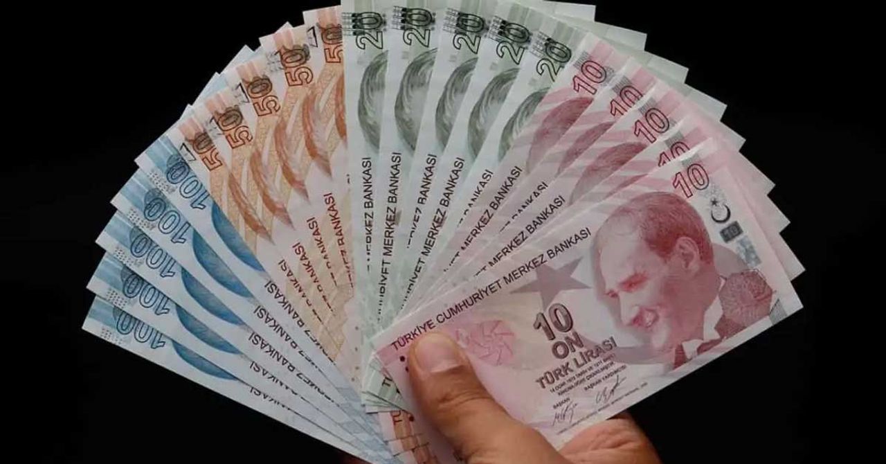 Kadın vefat eden eşinden ve anne babasından maaş alabilir mi?