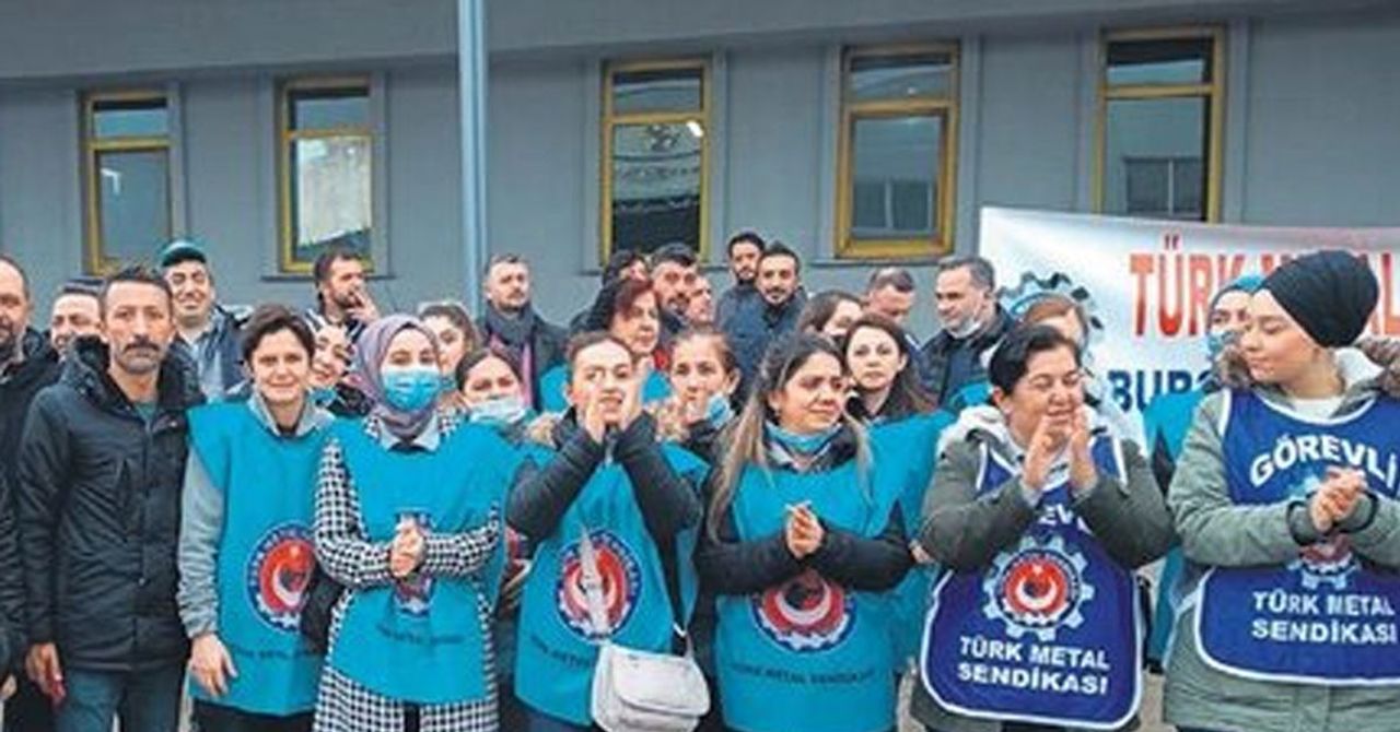 Sendika üyesi kadın işçiler