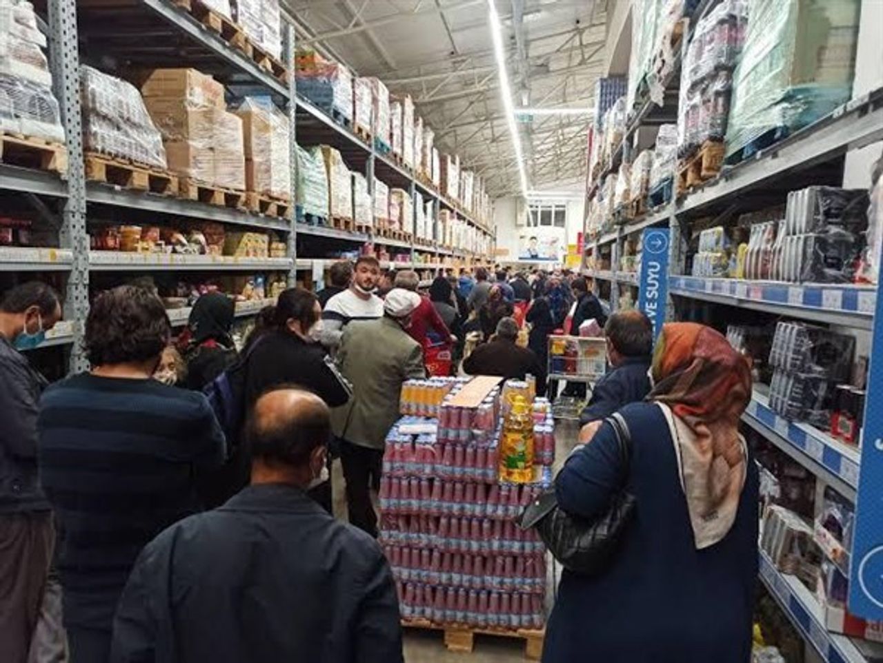 Ayçiçek yağ stoğu Bakan Nebati Ayçiçek yağ stoğu Bakan Nebati