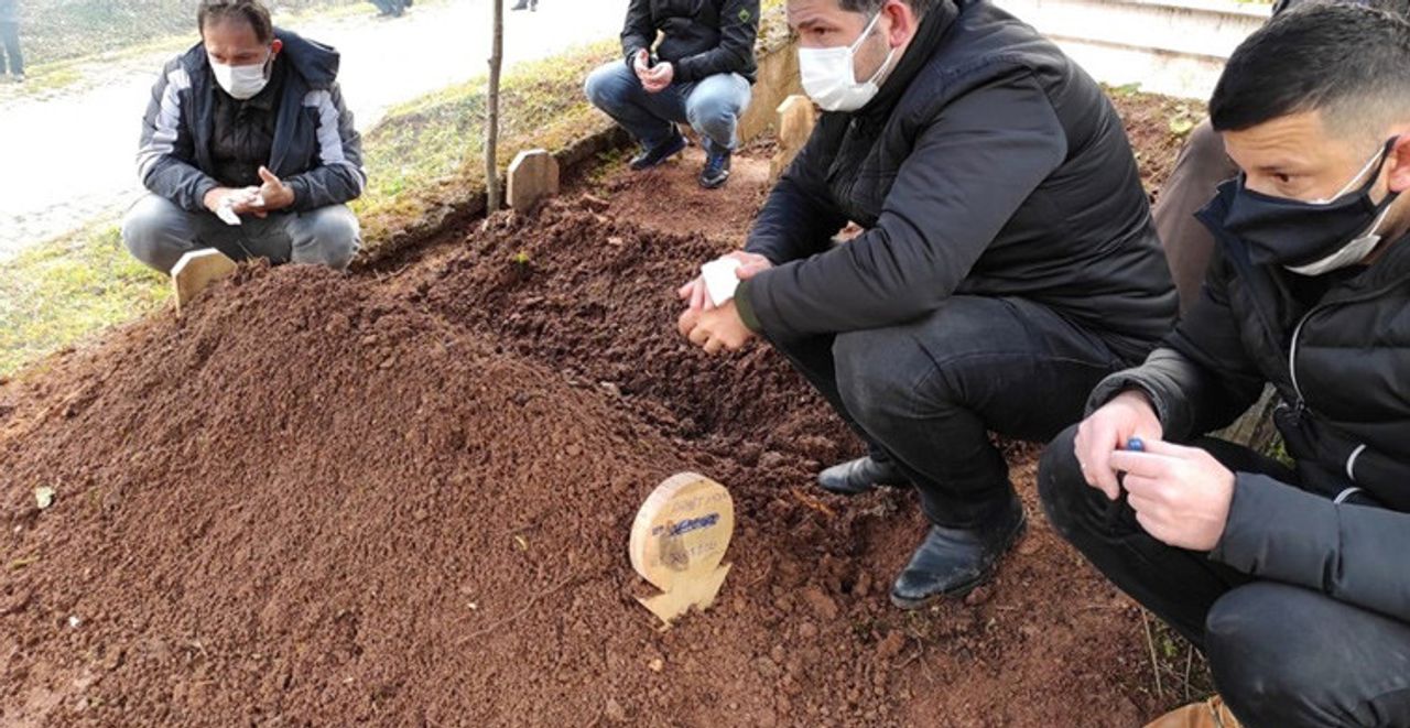 3 Haftada Aynı Aileden 5 Kişi Koronavirüsten Hayatını Kaybetti77687687 3 Haftada Aynı Aileden 5 Kişi Koronavirüsten Hayatını Kaybetti77687687