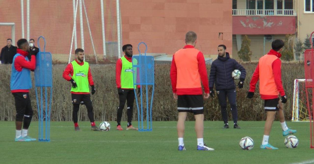 Kayserispor, Alanyaspor maçına hazırlanıyor Kayserispor, Alanyaspor maçına hazırlanıyor