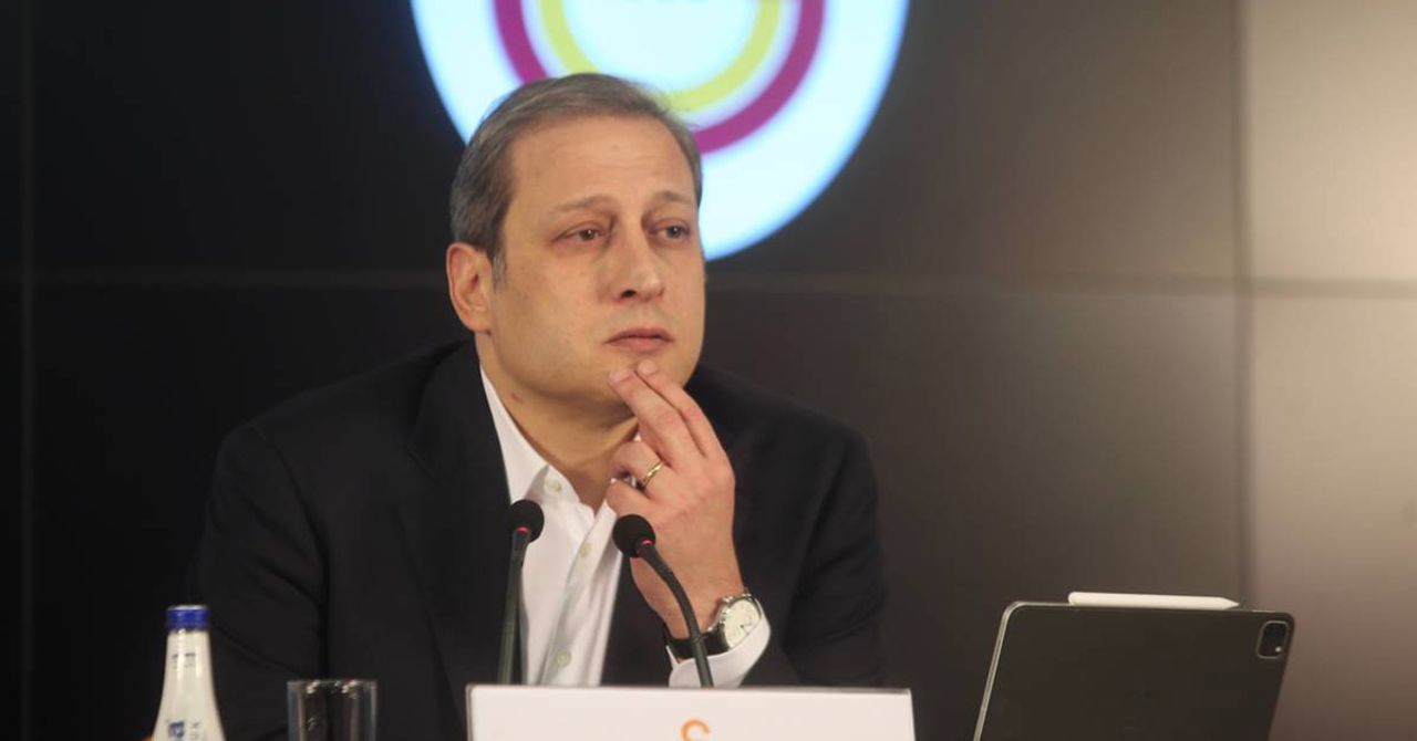 Burak Elmas ekonomi hakkında konuştu Burak Elmas ekonomi hakkında konuştu