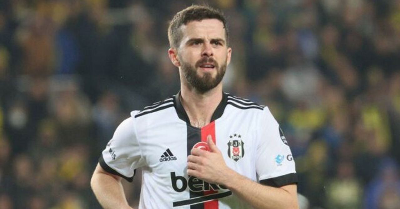 Pjanic, Galatasaray karşısında sahada olmayacak. Pjanic, Galatasaray karşısında sahada olmayacak.