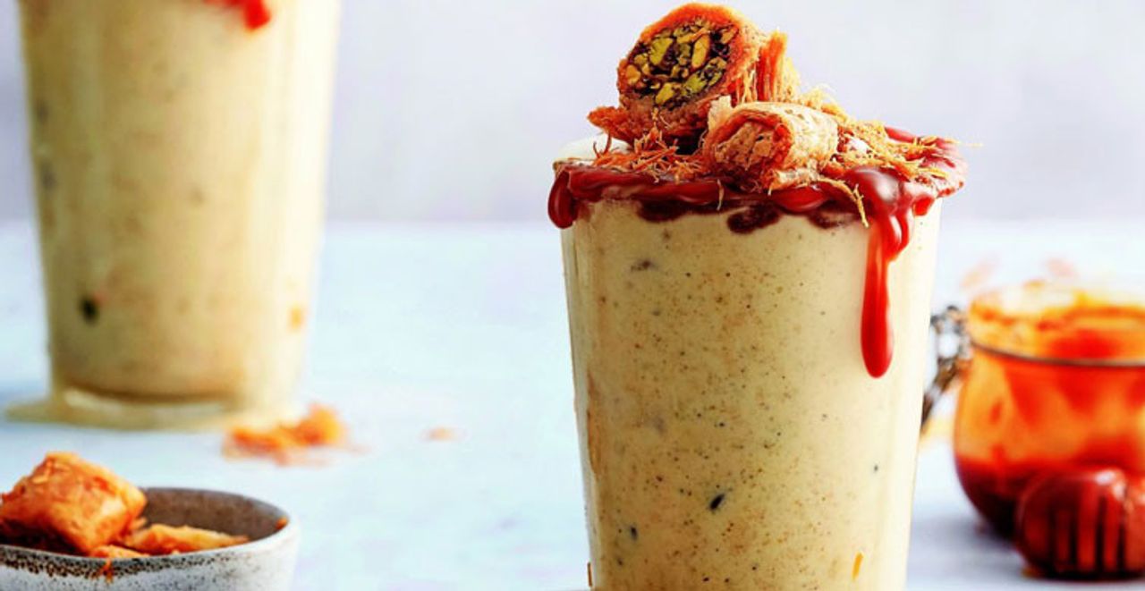 baklavalı milkshake tarifi baklavalı milkshake tarifi