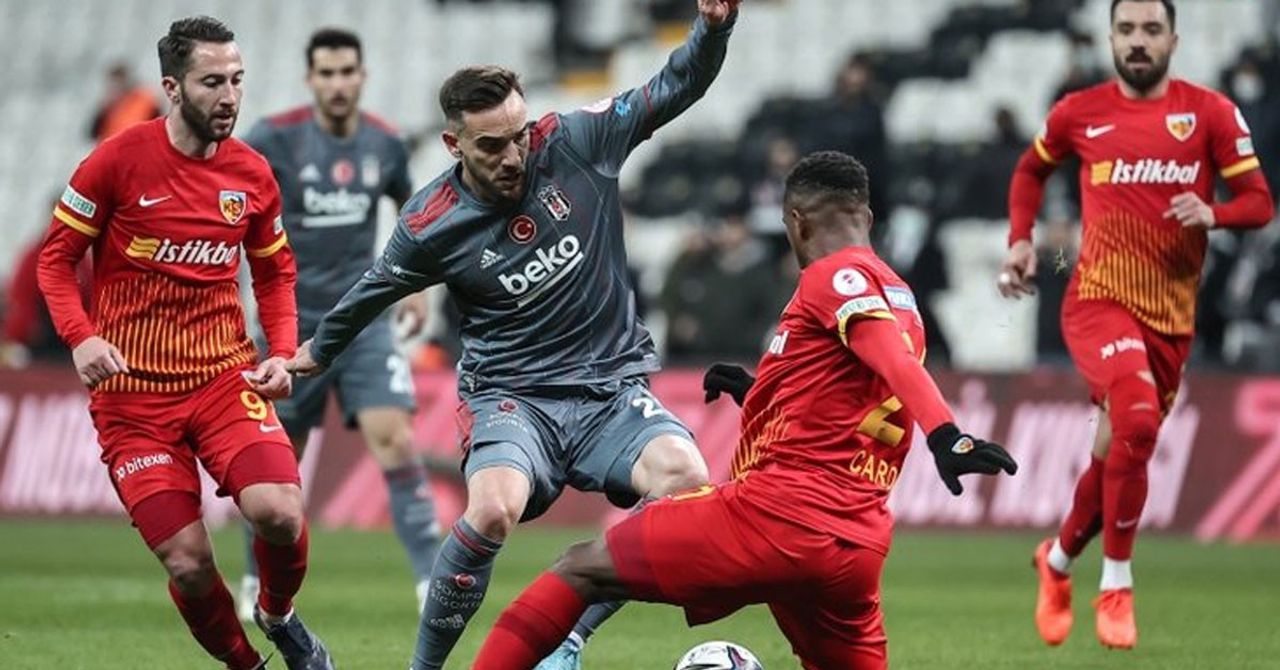 Sinan Vardar Beşiktaş ile Kayserispor Sinan Vardar Beşiktaş ile Kayserispor