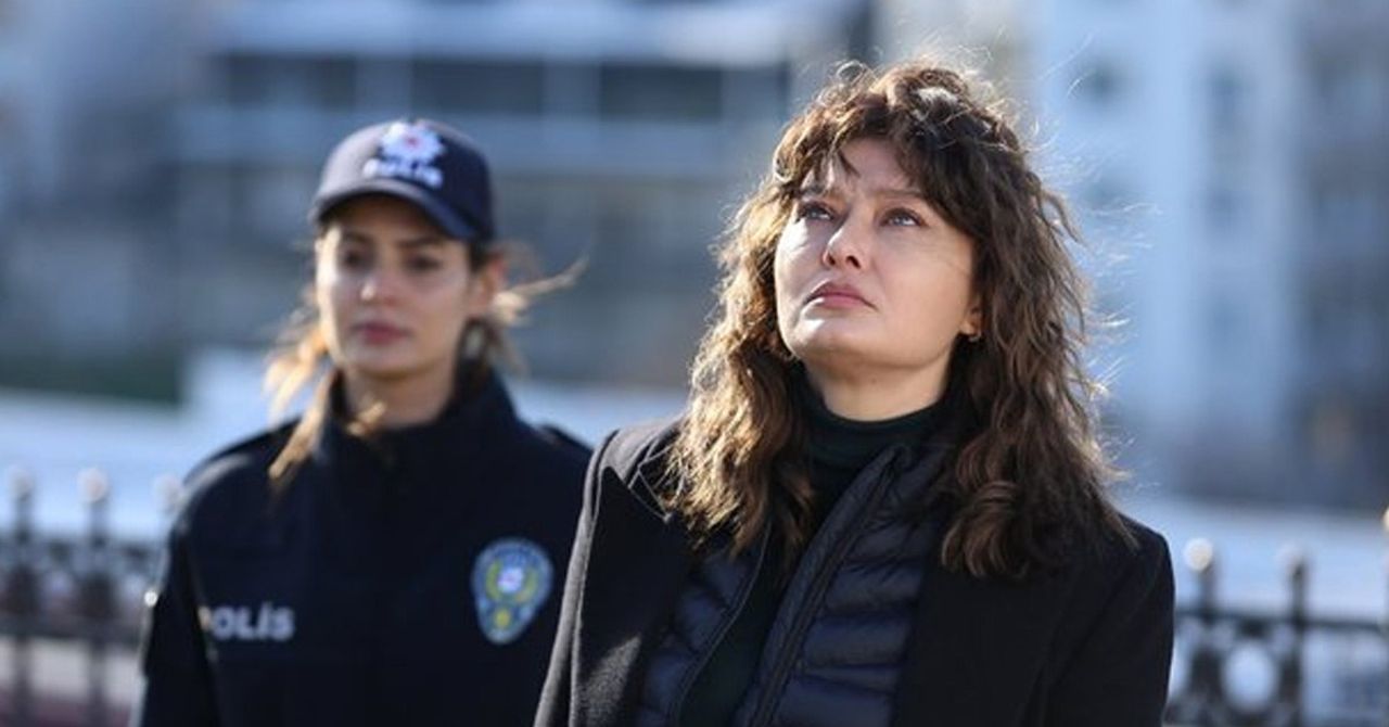Nurgül Yeşilçay Nurgül Yeşilçay
