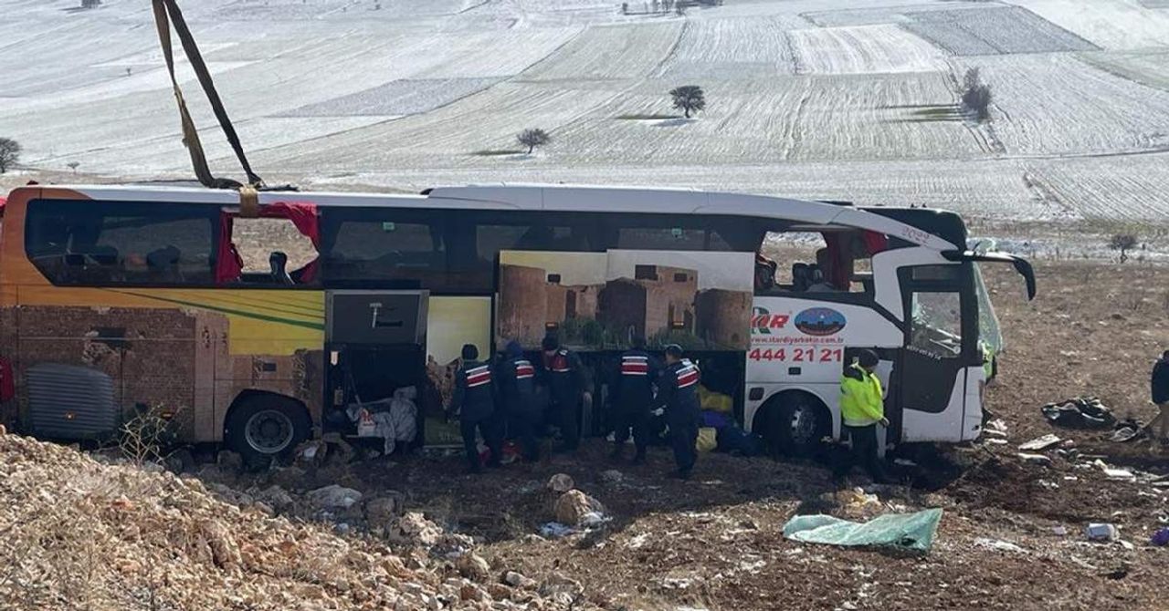 Afyon Otobüs Kazası Son Dakika Afyon Otobüs Kazası Son Dakika