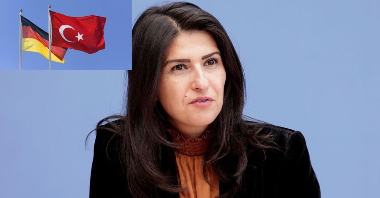 Alman Hristiyan Demokrat Parti CDU Milletvekili Serap Güler’in Türkiye çıkışı, etrafı bir anda buz kestirdi. Alman hükümetine seslenen Güler, ‘‘Türkiye Alman Hristiyan Demokrat Parti CDU Milletvekili Serap Güler’in Türkiye çıkışı, etrafı bir anda buz kestirdi. Alman hükümetine seslenen Güler, ‘‘Türkiye