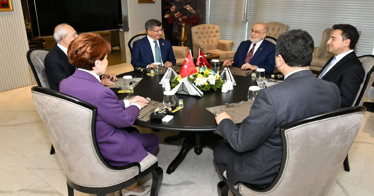 Altılı Masa Ümit Özlale Altılı Masa Ümit Özlale