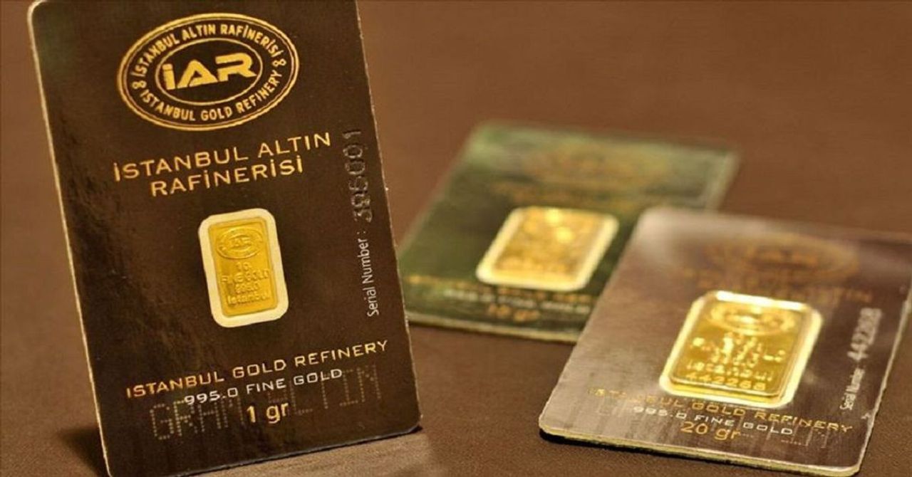 Altın bir aşağı bir yukarı gidiyor: Yeni hafta yükselişle başladı Altın bir aşağı bir yukarı gidiyor: Yeni hafta yükselişle başladı