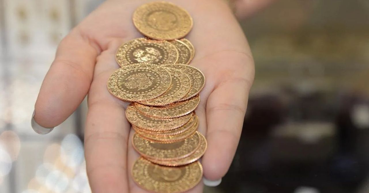 Altın fiyatları bugün ne kadar? Gram altın ve çeyrek altın yükseldi mi, düştü mü? Altın fiyatları bugün ne kadar? Gram altın ve çeyrek altın yükseldi mi, düştü mü?