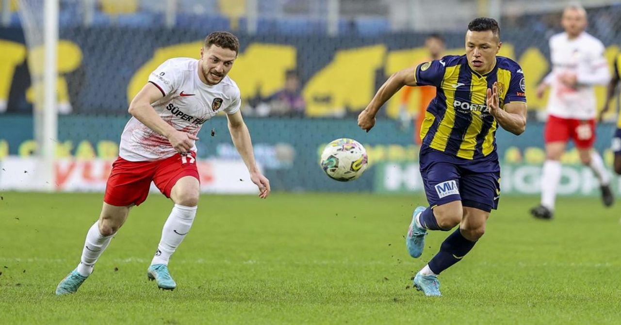 Ankara’da kritik kümede kalma mücadelesi: Ankaragücü-Gaziantep FK maçı ne zaman, saat kaçta ve hangi kanalda? Ankara’da kritik kümede kalma mücadelesi: Ankaragücü-Gaziantep FK maçı ne zaman, saat kaçta ve hangi kanalda?