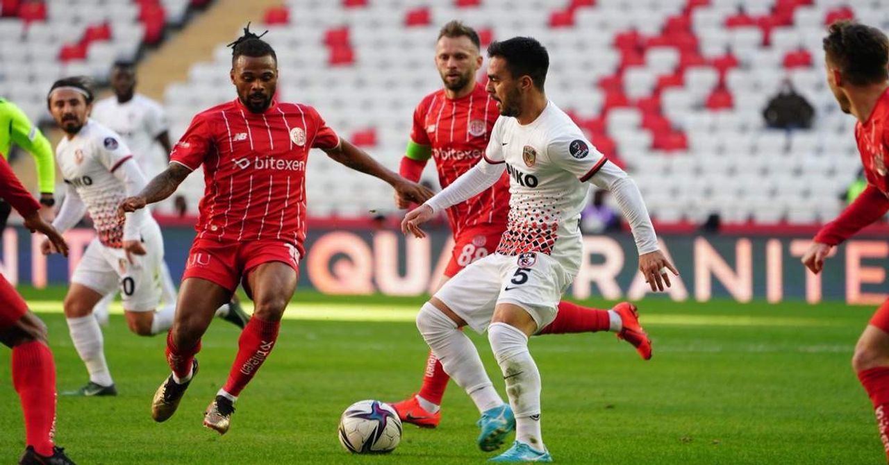 Antalyaspor Gaziantep FK Antalyaspor Gaziantep FK