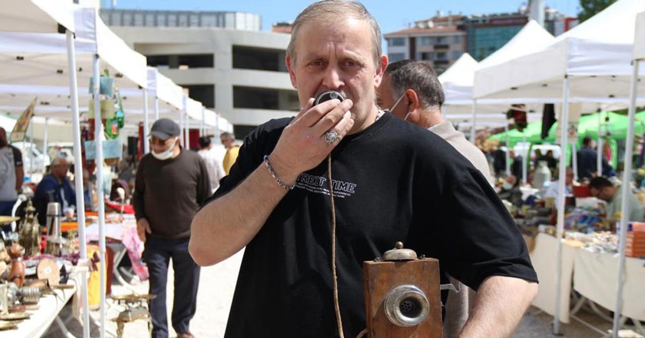 Antika Telefon Görücüye Çıktı Antika Telefon Görücüye Çıktı