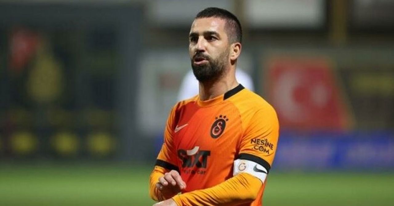 Arda Turan taraftarlar önünde son maçına çıkıyor. Arda Turan taraftarlar önünde son maçına çıkıyor.