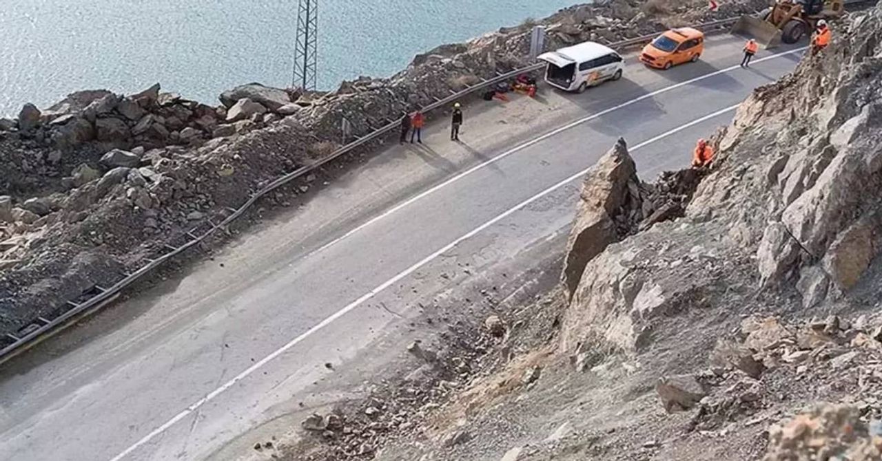 Artvin Heyelan Artvin Heyelan