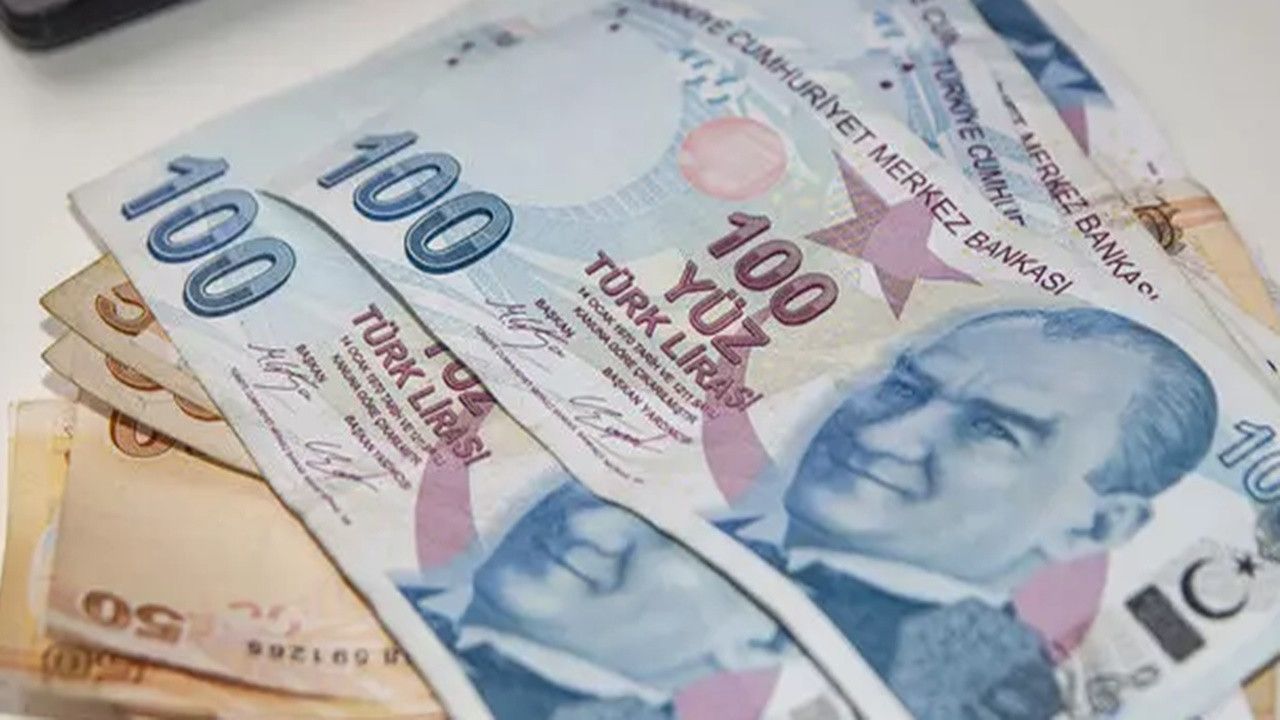 Asgari ücretliye %25 ek zamla 21.252 TL ödenecek! Asgari ücret ek zammıyla çalışanların güncel maaşları belli oldu Asgari ücretliye %25 ek zamla 21.252 TL ödenecek! Asgari ücret ek zammıyla çalışanların güncel maaşları belli oldu