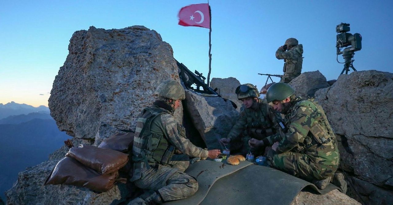 Asker maaşları Temmuz 2024 sonrası ne kadar oldu? Albay, yarbay, binbaşı, yüzbaşı maaşı kaç TL 2024? Asker maaşları Temmuz 2024 sonrası ne kadar oldu? Albay, yarbay, binbaşı, yüzbaşı maaşı kaç TL 2024?