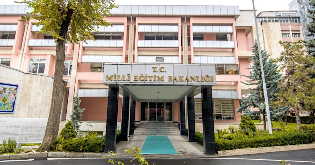 Atama kararları Resmi Gazete’de: 4 ilde milli eğitim müdürü değişti Atama kararları Resmi Gazete’de: 4 ilde milli eğitim müdürü değişti