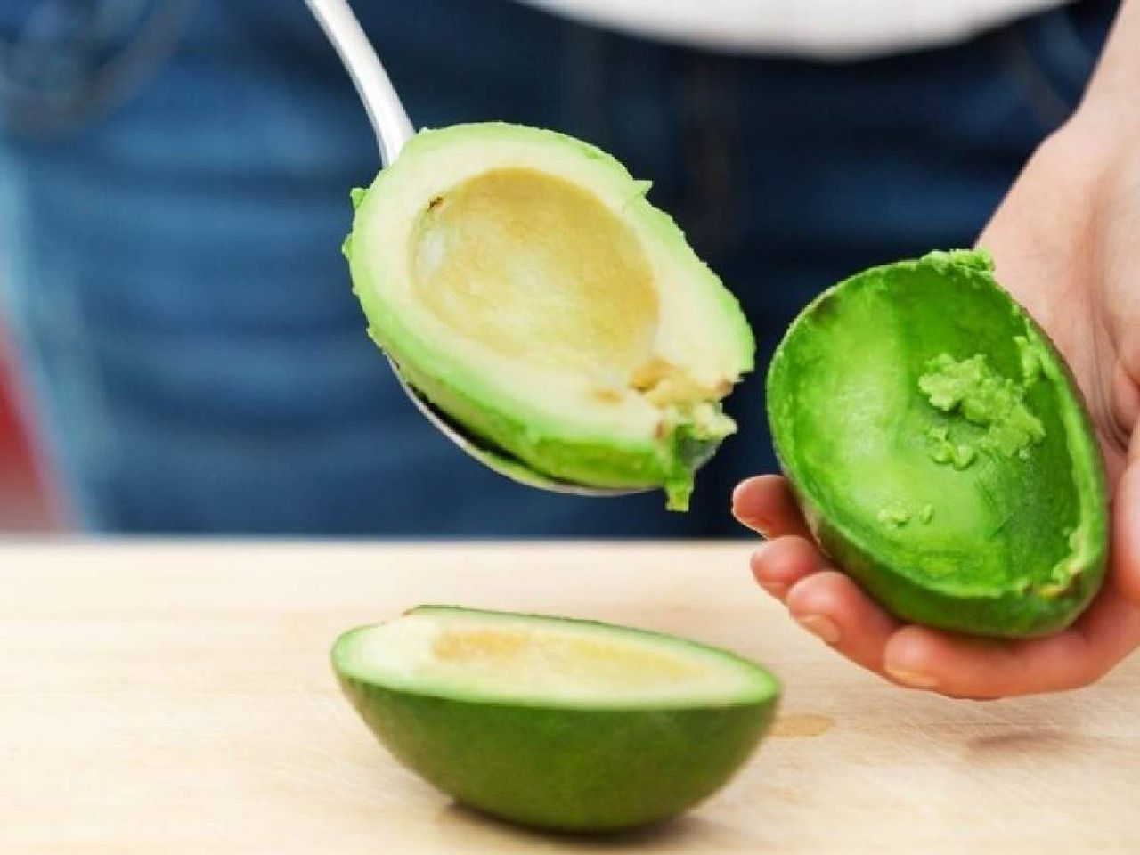 Avokado nasıl yenir, tüketilir? Avokado nasıl yenir, tüketilir?