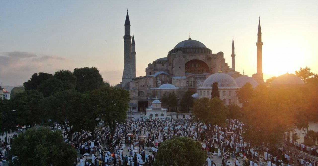 Ayasofya camiinde bayram namazı Ayasofya camiinde bayram namazı
