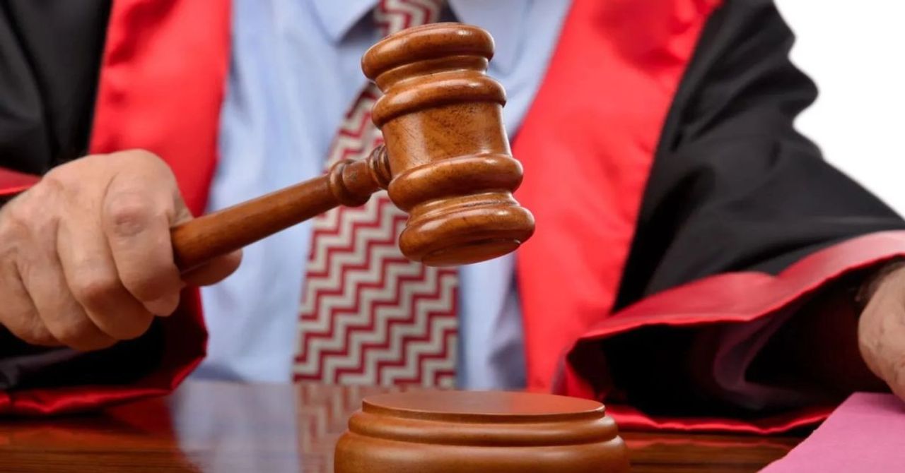 AYM’den çift maaş açıklaması: ‘Anayasa’nın eşitlik ilkesine aykırı’ AYM’den çift maaş açıklaması: ‘Anayasa’nın eşitlik ilkesine aykırı’
