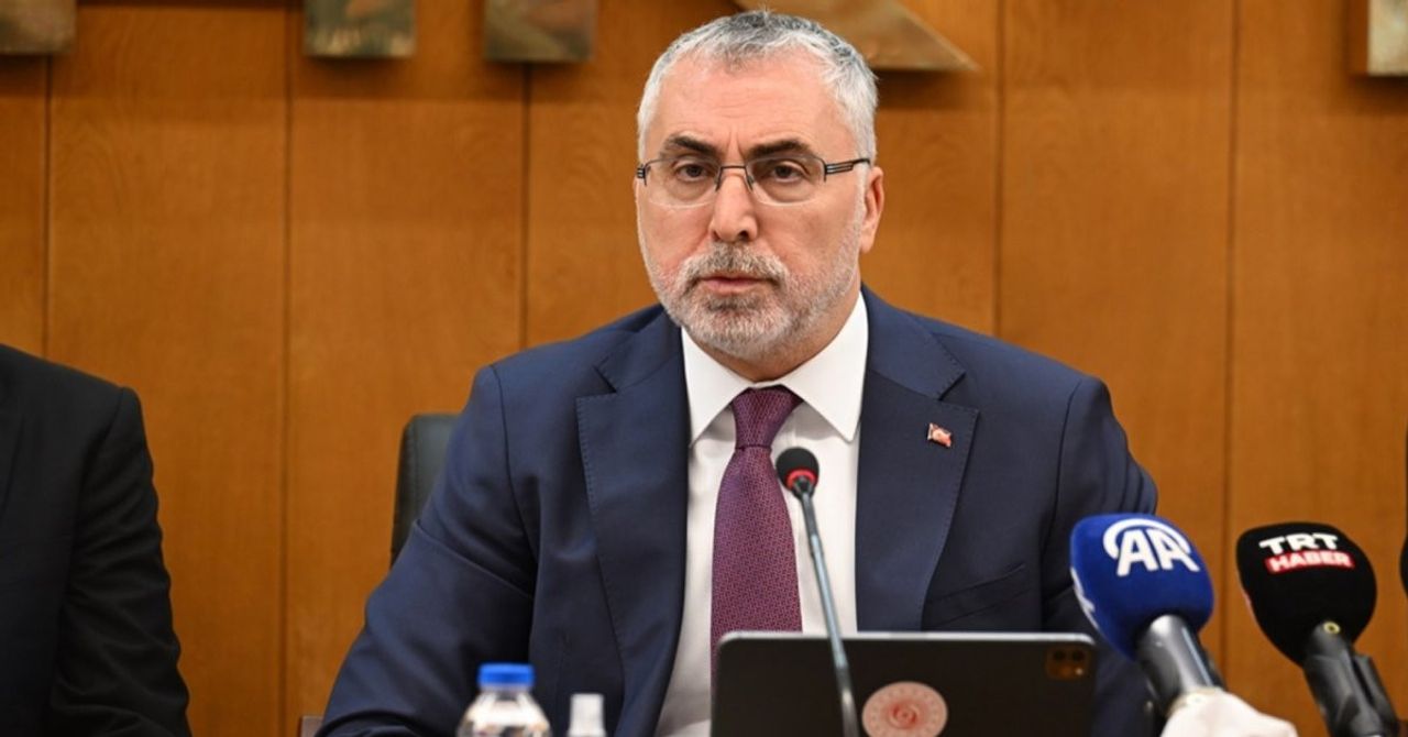 Bakan Işıkhan belediyelerin SGK borçları hakkında konuştu: Yapılandırma başvuruları gün geçtikçe artıyor Bakan Işıkhan belediyelerin SGK borçları hakkında konuştu: Yapılandırma başvuruları gün geçtikçe artıyor