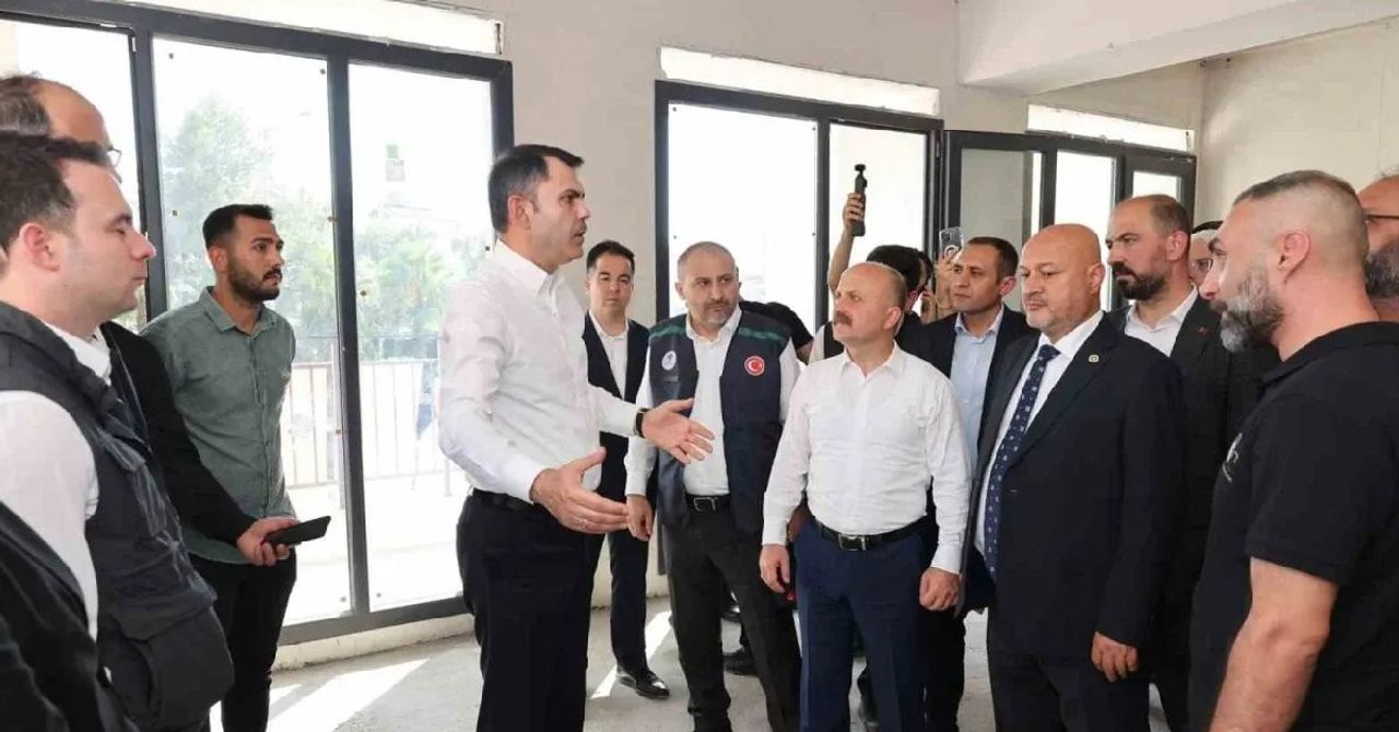 Bakan Kurum deprem bölgesinden konuştu: Ülkemizi tüm afetlere karşı dirençli hale getireceğiz Bakan Kurum deprem bölgesinden konuştu: Ülkemizi tüm afetlere karşı dirençli hale getireceğiz